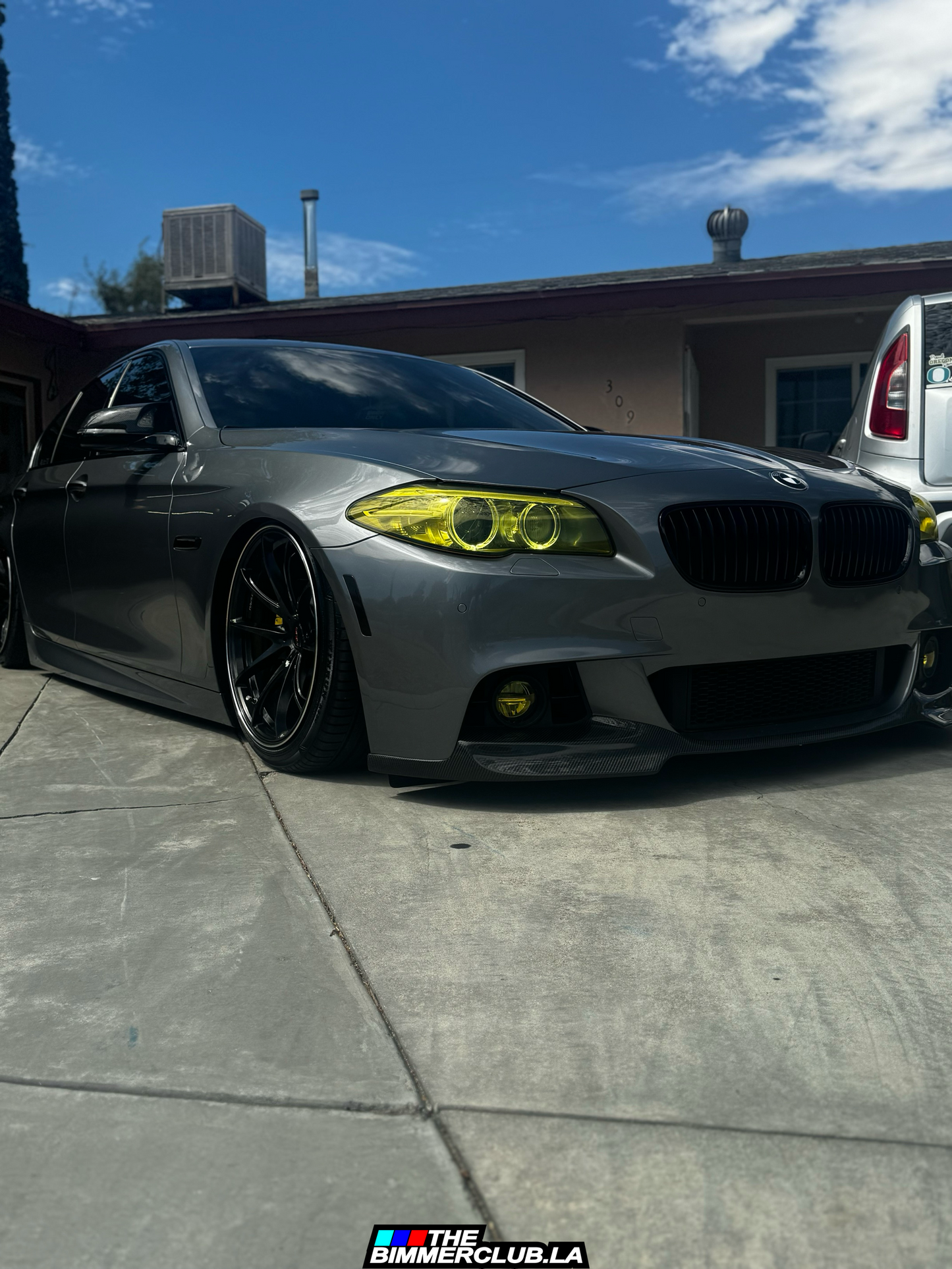 F10 R1 Style Carbon Fiber Lip