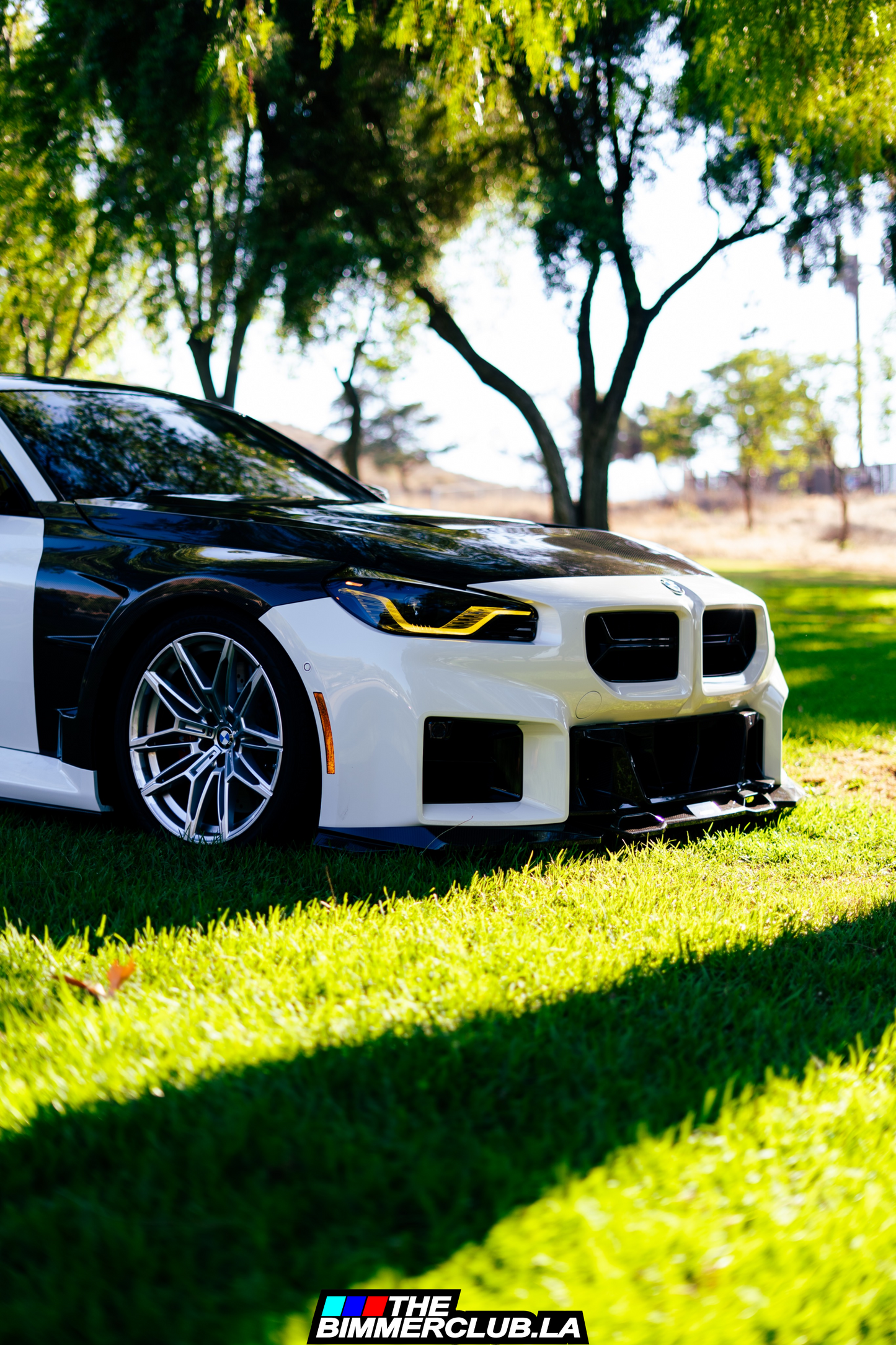 G87 M2 Dry Carbon Fiber Vented Fenders