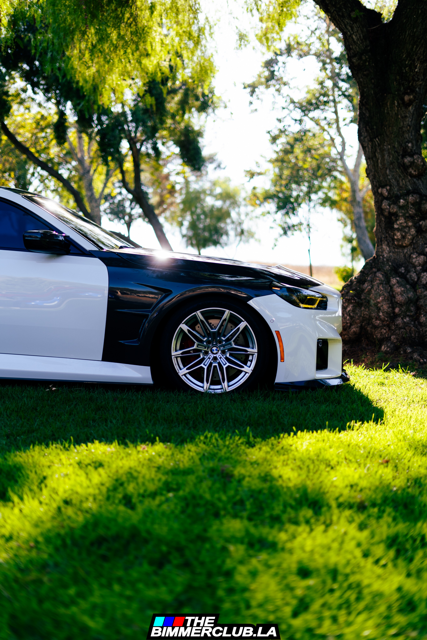 G87 M2 Dry Carbon Fiber Vented Fenders