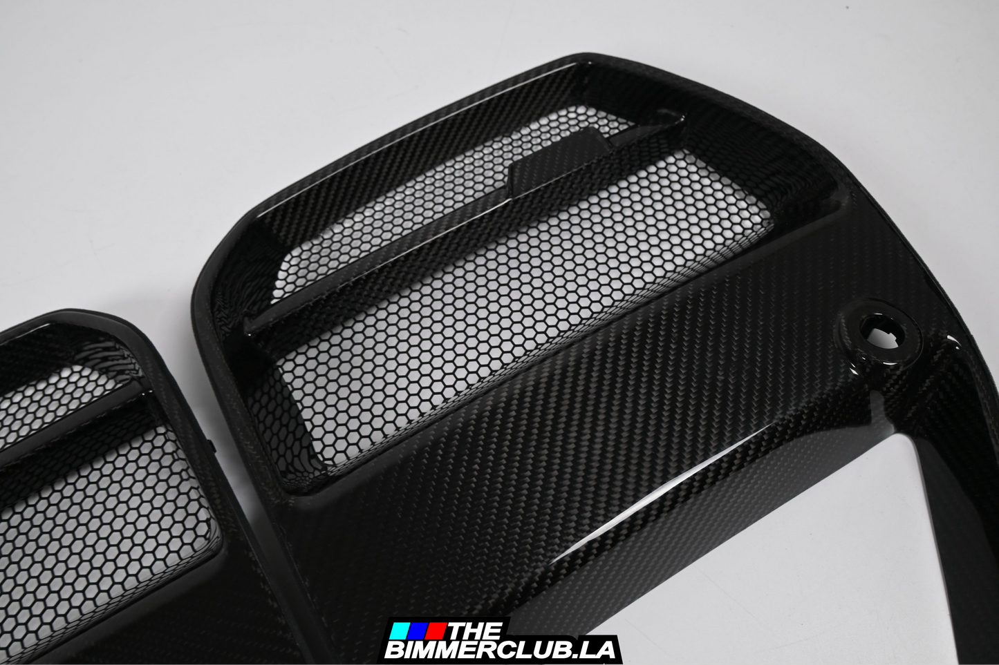 G8x M3 / M4 Dry Carbon Fiber V Style Grilles