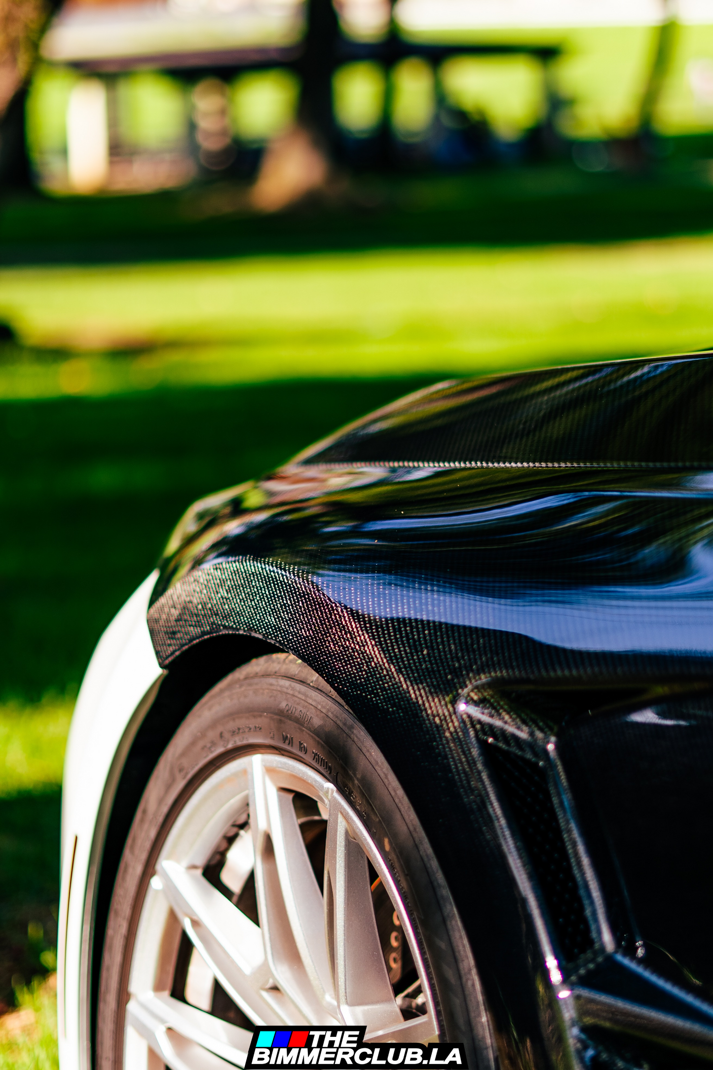 G87 M2 Dry Carbon Fiber Vented Fenders