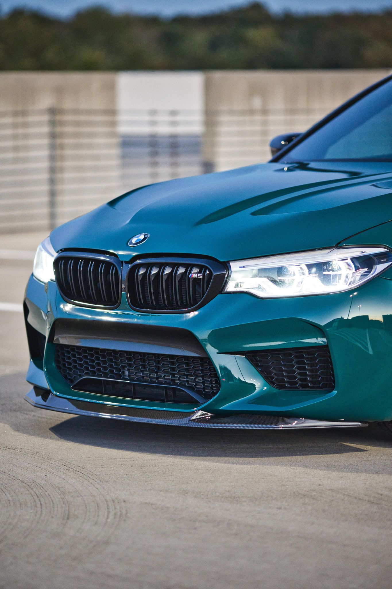 F90