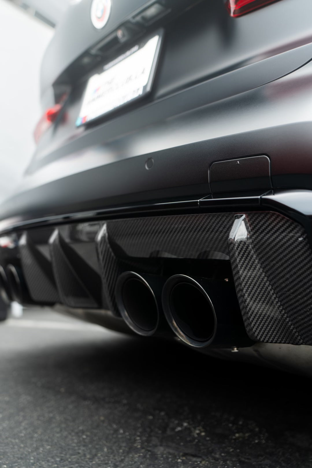 G8x Dry Carbon Fiber Rear Diffuser